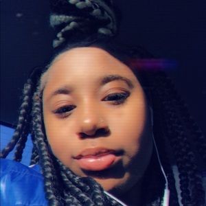 Meet your Posher, Lanise